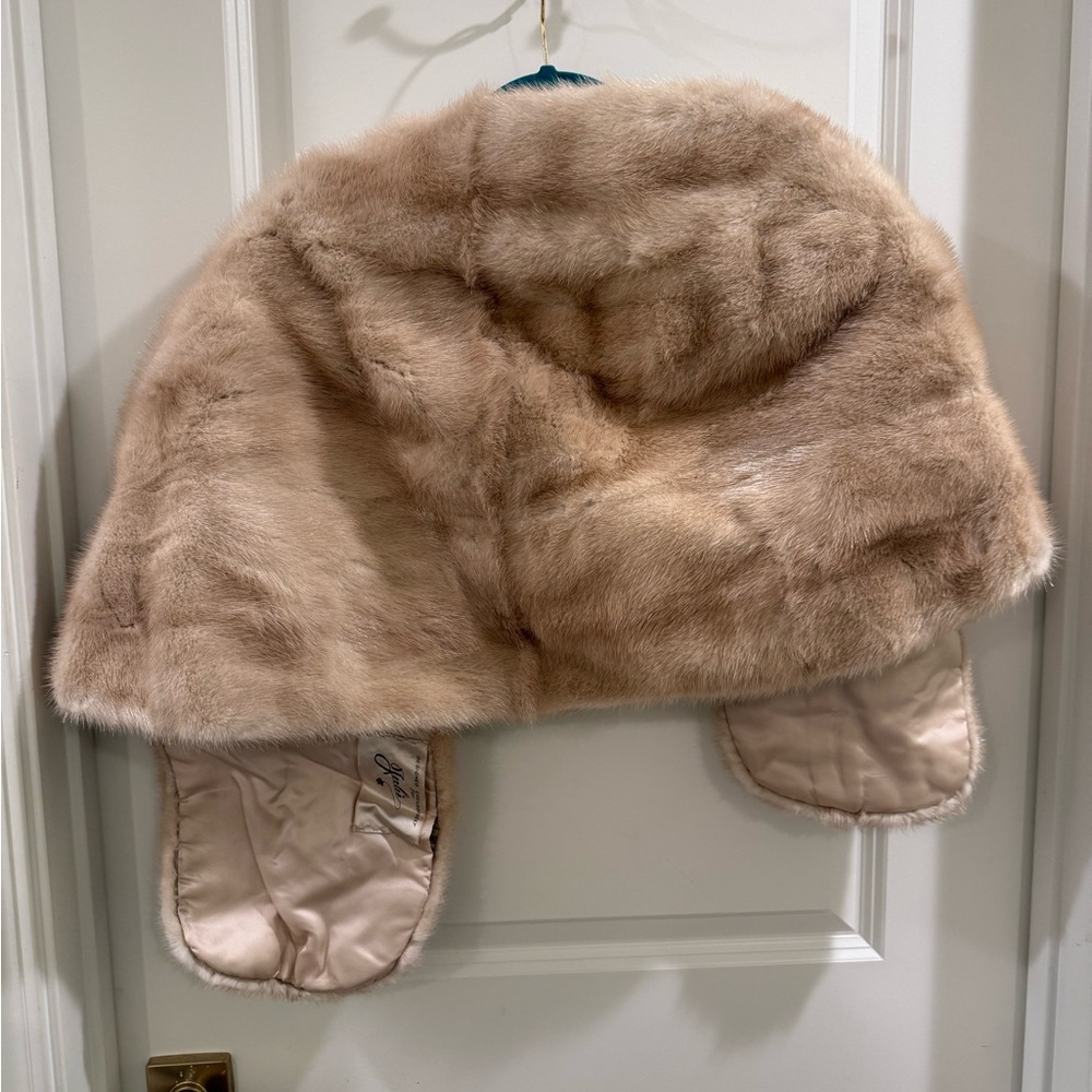 Vintage Natural Pale Biege Mink Cape ~ Tourmaline ~ By Spear & Picardi ~ Rare - Picture 13 of 13
